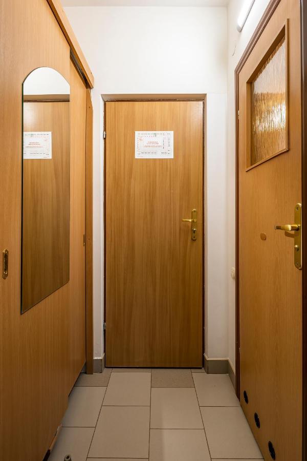 Vynnyky Hotel Galaktika מראה חיצוני תמונה