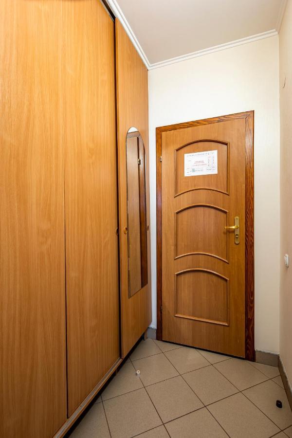 Vynnyky Hotel Galaktika מראה חיצוני תמונה