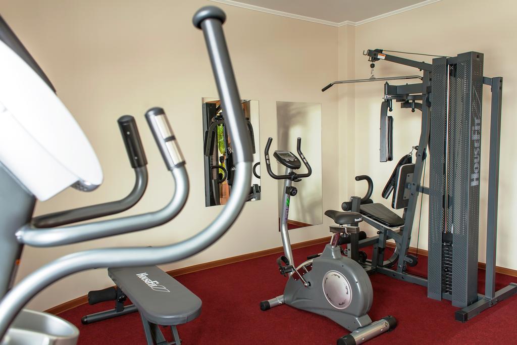 Vynnyky Hotel Galaktika מראה חיצוני תמונה
